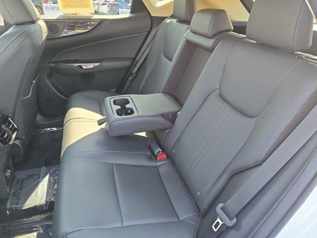 Photo of 2025 Eminent White Pearl Lexus NX 350h