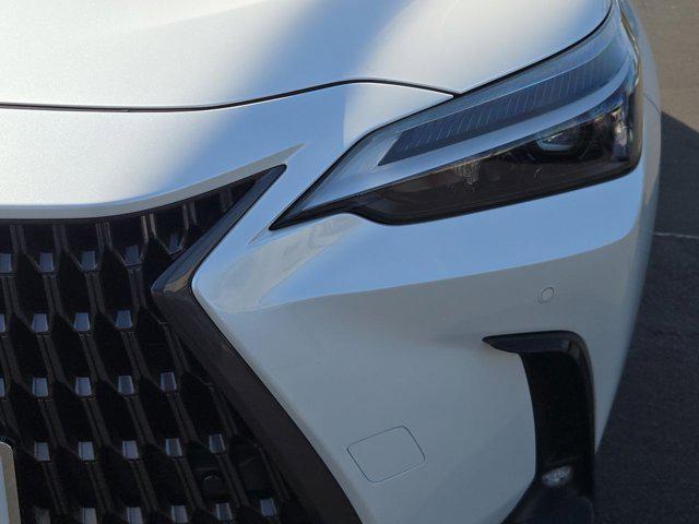 Photo of 2025 Eminent White Pearl Lexus NX 350h
