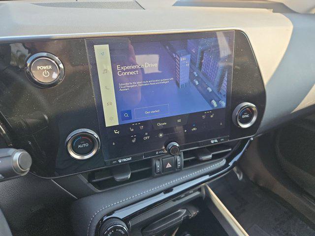 Photo of 2025 Eminent White Pearl Lexus NX 350h