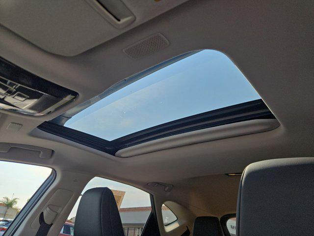 Photo of 2025 Eminent White Pearl Lexus NX 350h