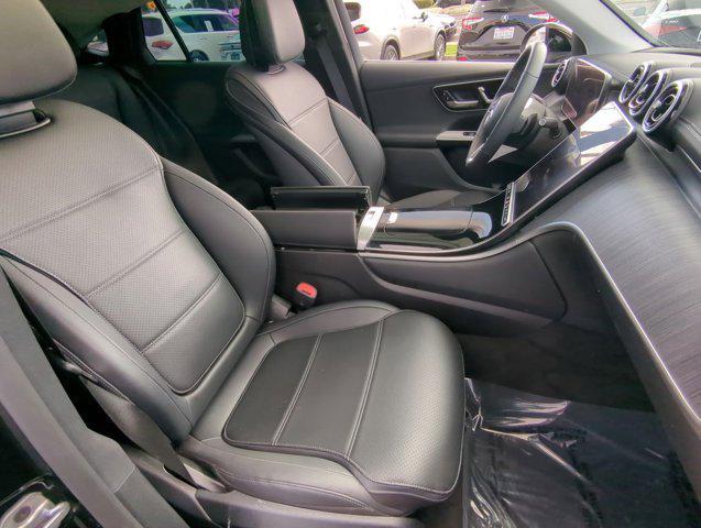 Photo of 2024 Black Mercedes-Benz GLC 300