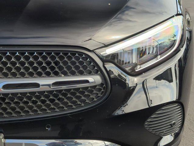 Photo of 2024 Black Mercedes-Benz GLC 300