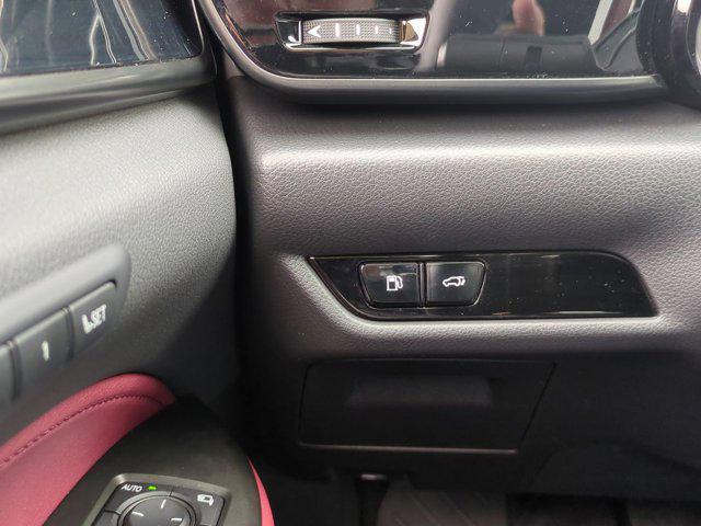 Photo of 2025 Eminent White Pearl Lexus NX 350h