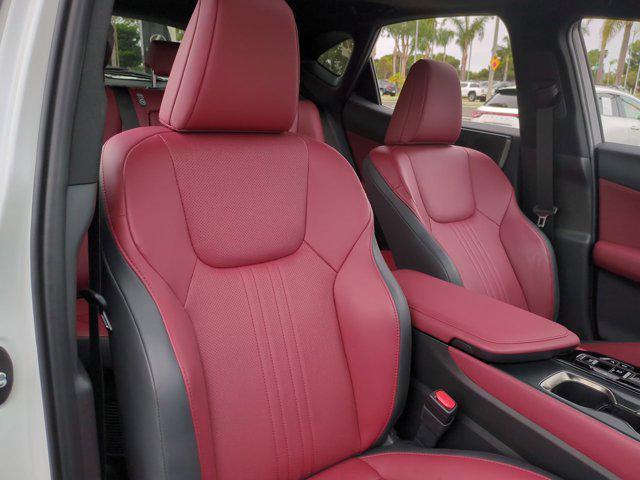 Photo of 2025 Eminent White Pearl Lexus NX 350h