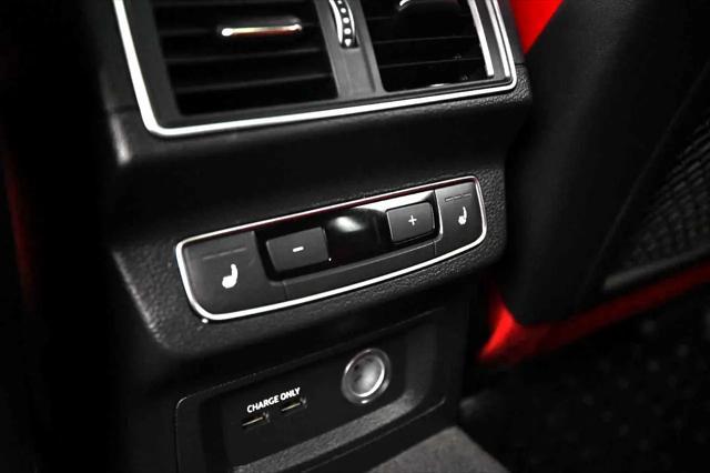 Photo of 2019 Blue Audi SQ5