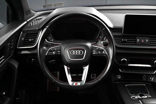 Photo of 2019 Blue Audi SQ5