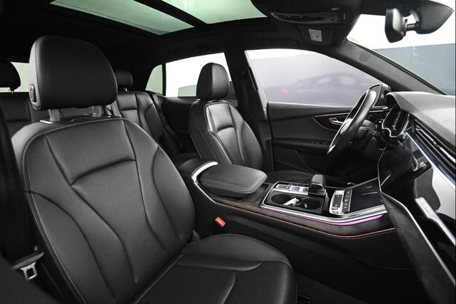 Photo of 2019 Gray Audi Q8