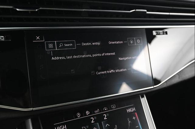 Photo of 2019 Gray Audi Q8