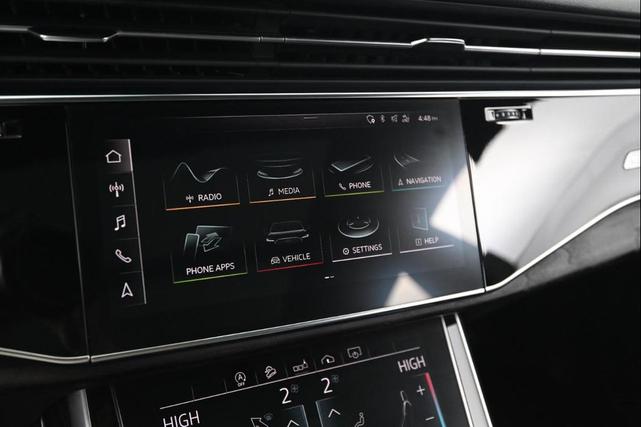 Photo of 2019 Gray Audi Q8