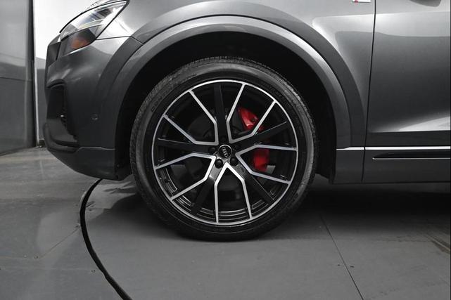 Photo of 2019 Gray Audi Q8