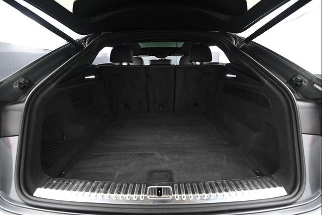Photo of 2019 Gray Audi Q8
