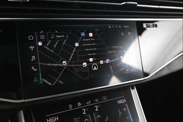 Photo of 2019 Gray Audi Q8