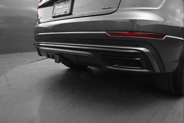 Photo of 2019 Gray Audi Q8