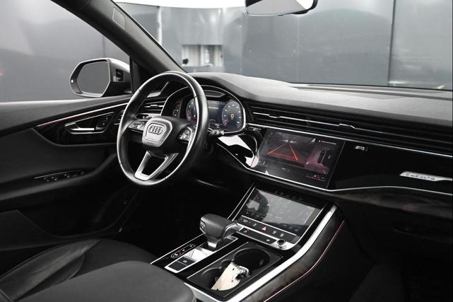 Photo of 2019 Gray Audi Q8