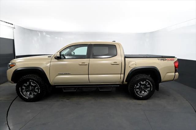 Photo of 2017 Sand Toyota Tacoma