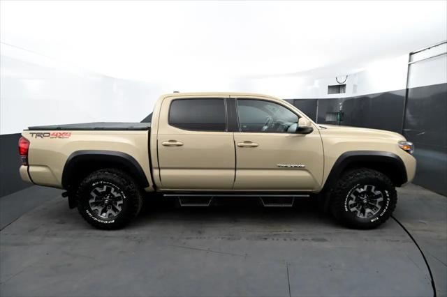 Photo of 2017 Sand Toyota Tacoma