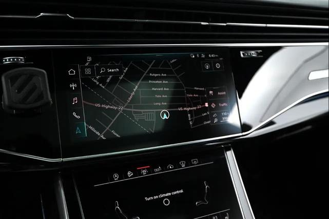 Photo of 2019 Black Audi Q8