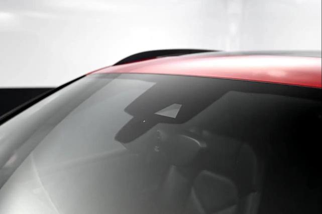 Photo of 2018 Carmine Red Porsche Macan