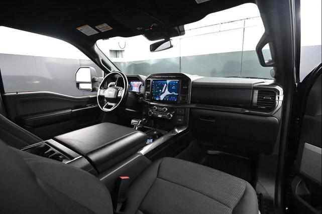 Photo of 2021 Agate Black Metallic Ford F-150
