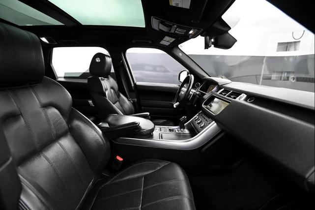 Photo of 2017 Silver Land Rover Range Rover Sport