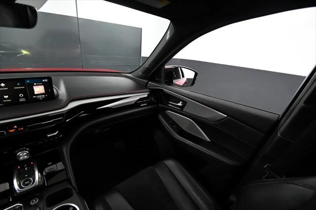 Photo of 2022 Performance Red Pearl Acura MDX