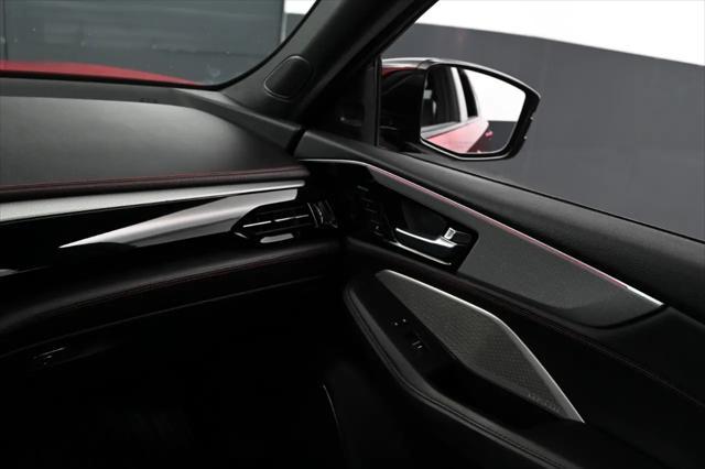 Photo of 2022 Performance Red Pearl Acura MDX