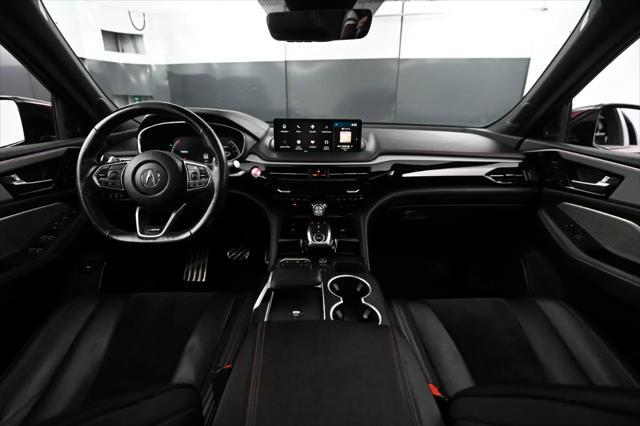 Photo of 2022 Performance Red Pearl Acura MDX