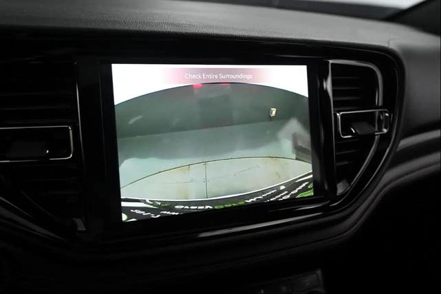 Photo of 2023 White Knuckle Clearcoat Dodge Durango