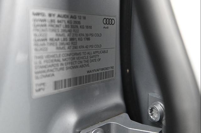Photo of 2019 Florett Silver Metallic Audi Q8