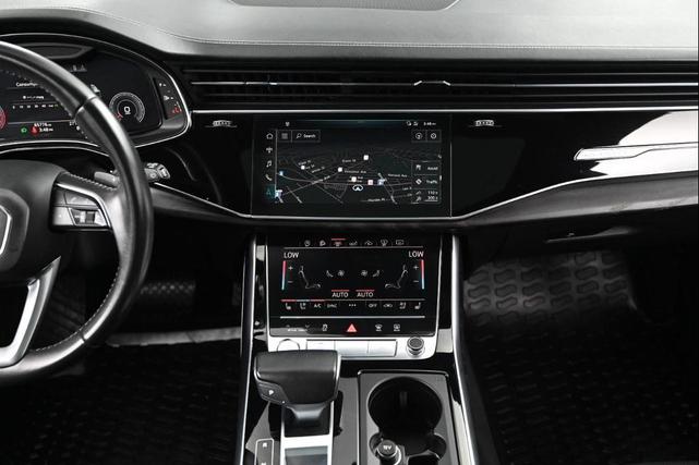 Photo of 2019 Florett Silver Metallic Audi Q8