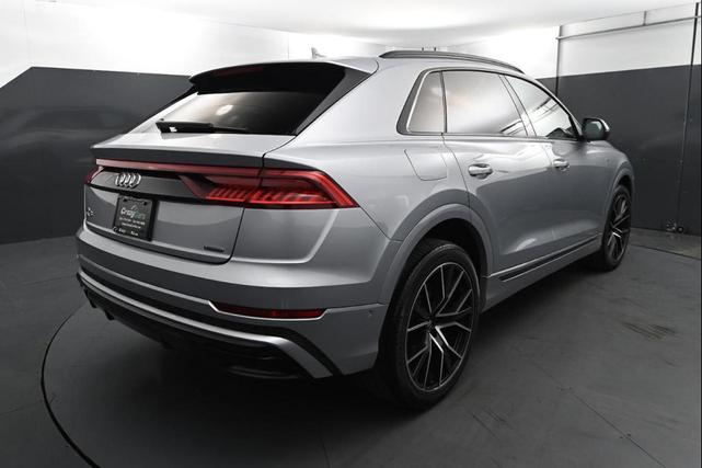 Photo of 2019 Florett Silver Metallic Audi Q8