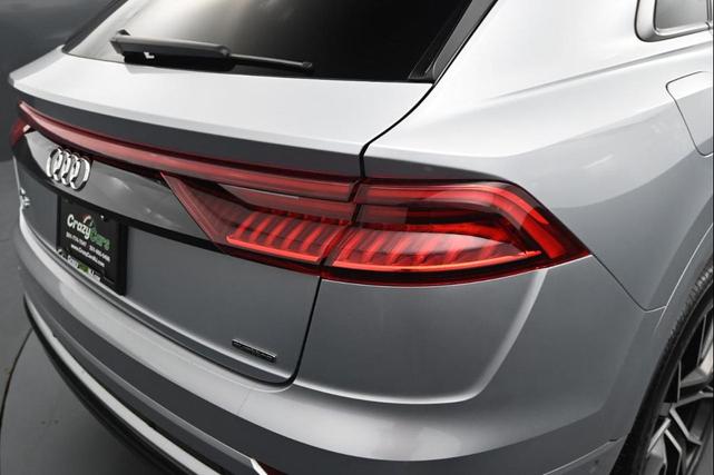 Photo of 2019 Florett Silver Metallic Audi Q8