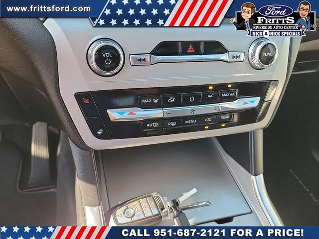 Photo of 2022 Agate Black Metallic Ford Explorer