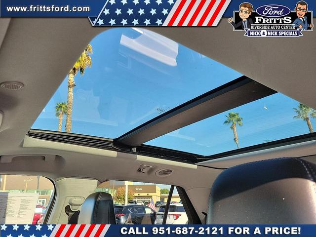 Photo of 2022 Agate Black Metallic Ford Explorer