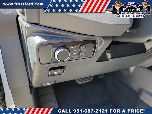 Photo of 2025 Oxford White Ford Bronco