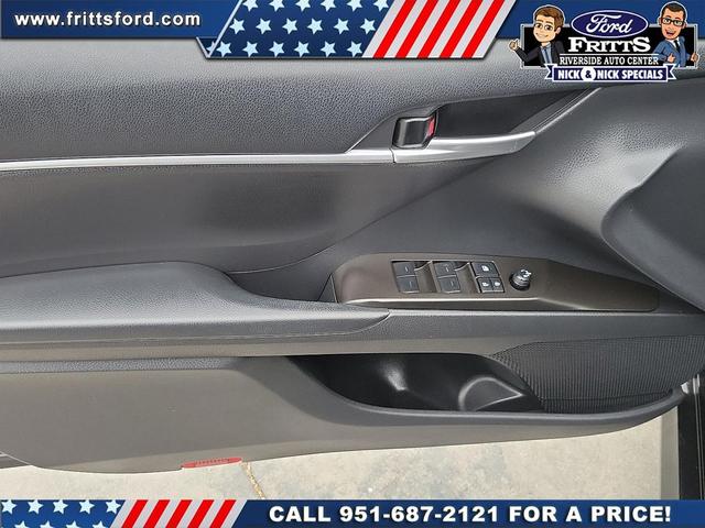Photo of 2023 Midnight Black Metallic Toyota Camry
