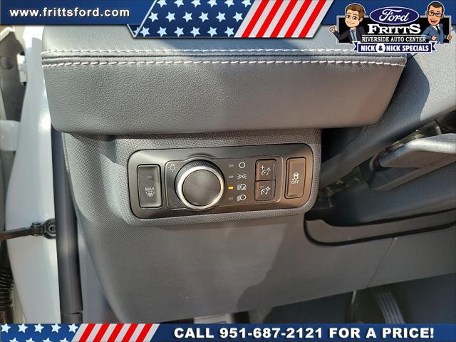 Photo of 2025 Star Wht Met Tc Ford Mustang Mach-E