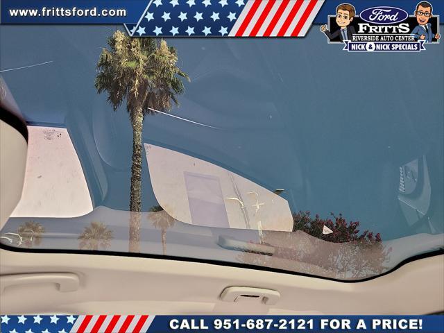Photo of 2025 Star Wht Met Tc Ford Mustang Mach-E