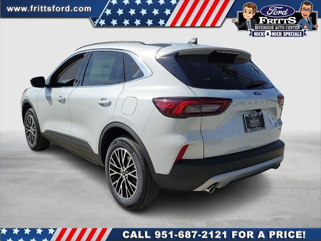 Photo of 2025 Space Silver Metallic Ford Escape PHEV
