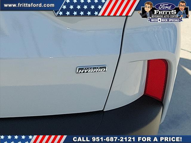 Photo of 2025 Space Silver Metallic Ford Escape PHEV