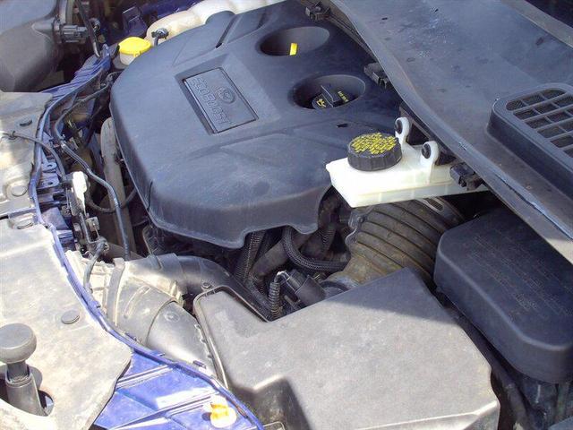 Photo of 2015 Blue Ford Escape
