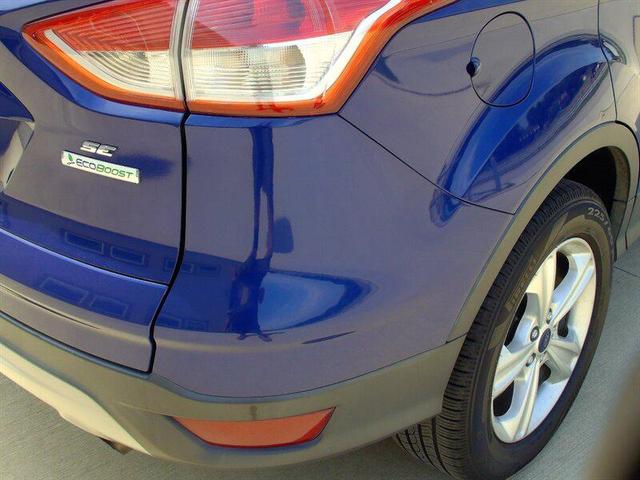 Photo of 2015 Blue Ford Escape