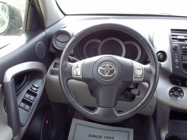 Photo of 2007 Black Toyota RAV4
