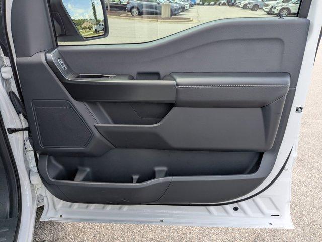 Photo of 2024 Oxford White Ford F-150