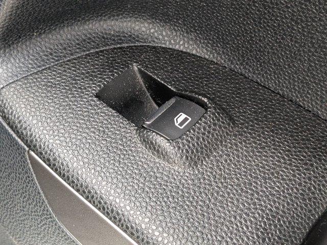 Photo of 2020 Diamond White Ford EcoSport