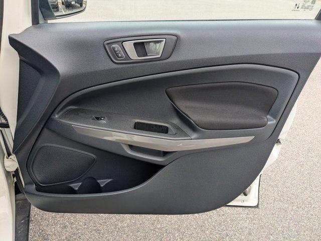 Photo of 2020 Diamond White Ford EcoSport