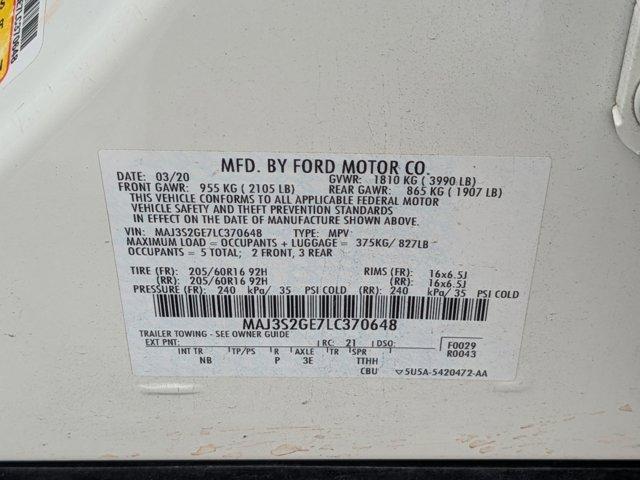 Photo of 2020 Diamond White Ford EcoSport