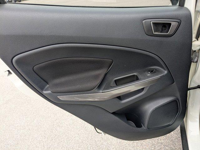 Photo of 2020 Diamond White Ford EcoSport