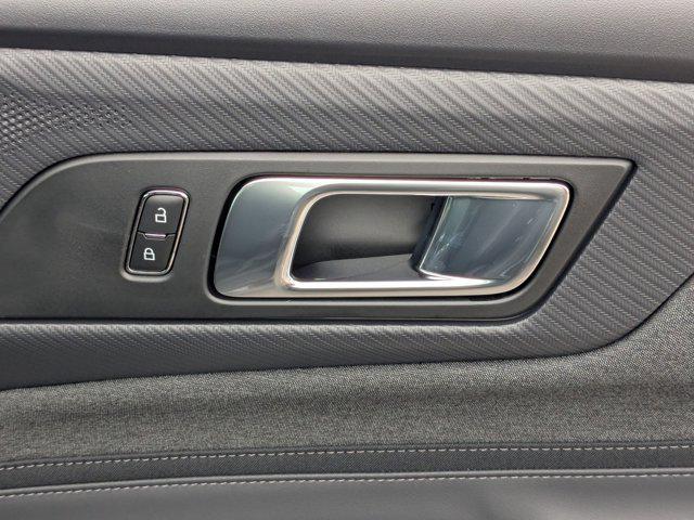 Photo of 2025 Shadow Black Ford Mustang