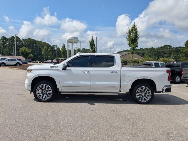 Photo of 2023 Pearl Chevrolet Silverado 1500